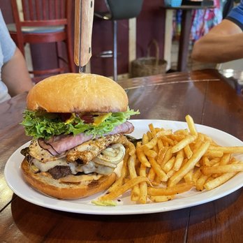 Silver Falls Country Store - Sasquatch burger - Burgers Near Me - Silverton, Oregon Silver Falls Country Store - Sasquatch burger - Burgers Near Me - Silverton, Oregon