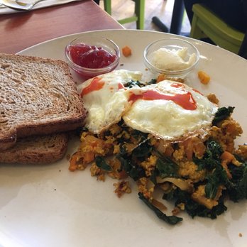 Simple Cafe - Tofu Scramble - Breakfast & Brunch Near Me - Lake Geneva, Wisconsin