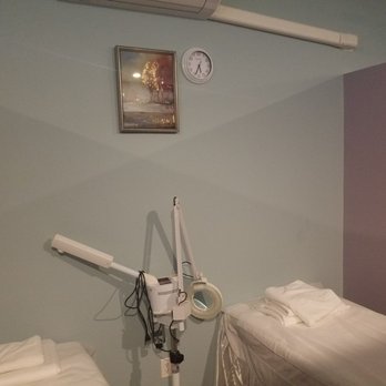 KL Skin Spa - Room - Skin Care Near Me - Brooklyn, New York