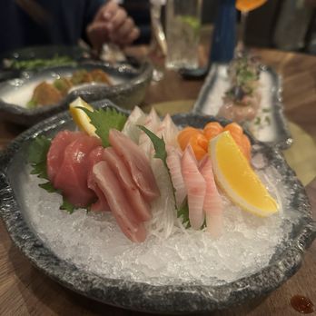 Iki Toro - 15 pc sashimi - Sushi Bars Near Me - Glendale, California