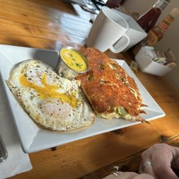 Jalapeño Pancakes with eggs and hollandaise sauce Jalapeño Pancakes with eggs and hollandaise sauce