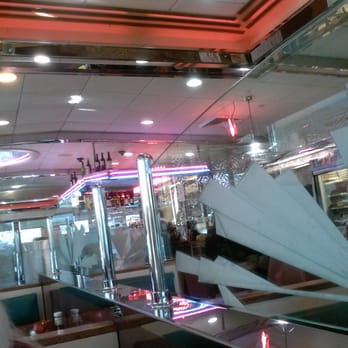Nanuet Diner - Diners Near Me - Nanuet, New York