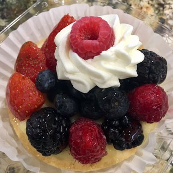 CroBean - The yummy Fresh Berry Tart - Coffee & Tea Near Me - Alpine, California