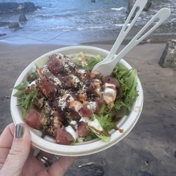 Poke Bobs - Poke bowl - Food Trucks Near Me - Hana, Hawaii