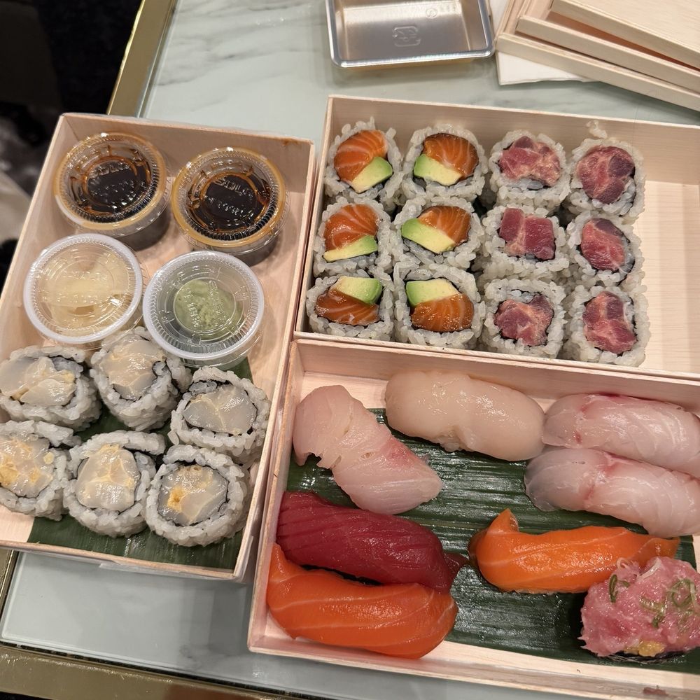 Sendo - Akita set plus miso salmon roll, tuna roll, and scallop roll - Sushi Bars Near Me - New York, New York