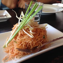 Let's Eat Thai - Mee Krob