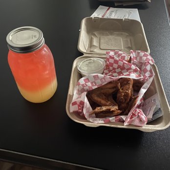 Flight Deck - Hot Whole Wings and Strawberry Lemonade Vodka - New American Near Me - Omaha, Nebraska