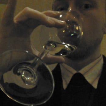Final Cut Steakhouse - Moscato - Steakhouses Near Me - Grantville, Pennsylvania