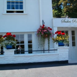 Sashes Restaurant