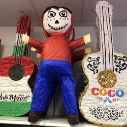 Sofia´s Party Supply & Dulceria - Coco Miguel Guitar