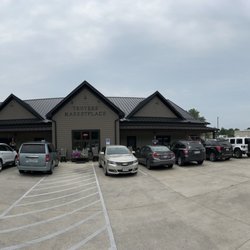 Troyers Marketplace