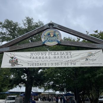 Mount Pleasant Farmers Market - Entry banner - Farmers Market Near Me - Mount Pleasant, South Carolina Mount Pleasant Farmers Market - Entry banner - Farmers Market Near Me - Mount Pleasant, South Carolina