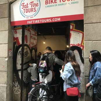 Fat Tire Tours - Front of the store - Bike Rentals Near Me - Barcelona, B