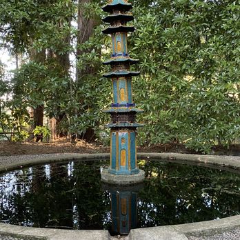 Blake Garden - Parks Near Me - Kensington, California