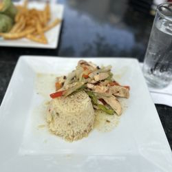 The Old Brogue - Chicken fajitas