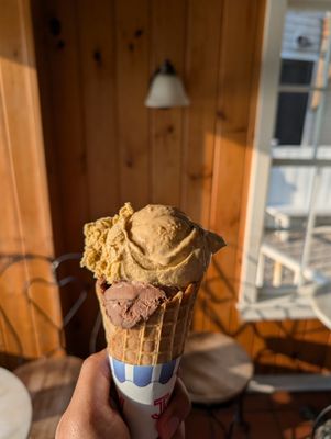 The Ice Cream Store by null