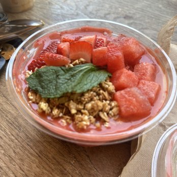 JuiceLand - Watermelon strawberry bowl - Juice Bars & Smoothies Near Me - Austin, Texas JuiceLand - Watermelon strawberry bowl - Juice Bars & Smoothies Near Me - Austin, Texas