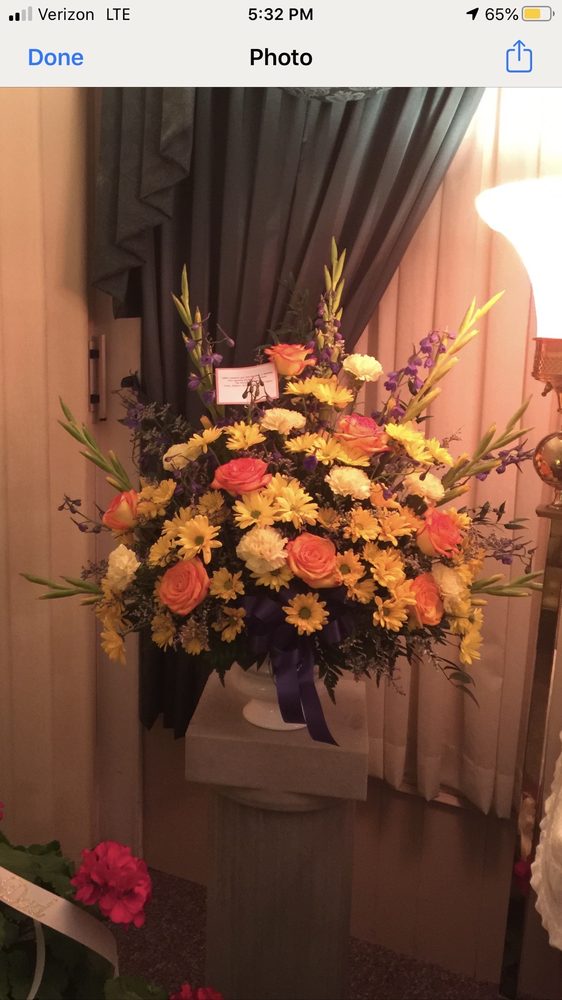 DANVILLE FLORIST Updated May 2024 18 Photos 59 W Marion St