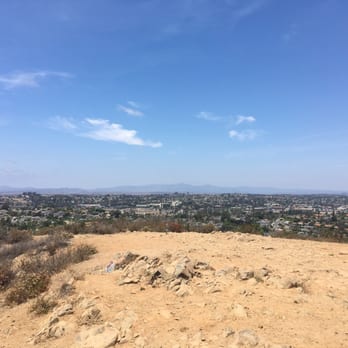 Calavera Lake - Nice breeze at the top - Hiking Near Me - Carlsbad, California