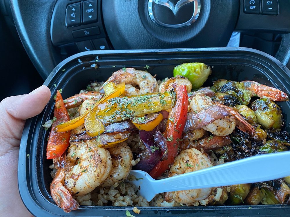 BOWLZ AND BUNZ Updated September 2024 Saint Petersburg, Florida