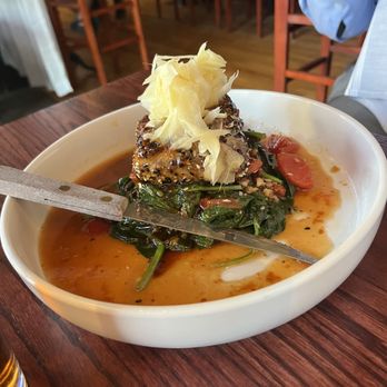 Arugula Bistro & Bar - Tuna - Mediterranean Near Me - West Hartford, Connecticut