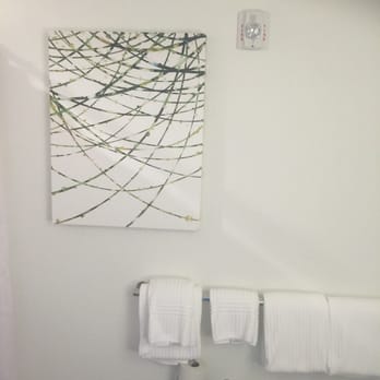 Amara Cay Resort - Bathroom - Resorts Near Me - Islamorada, Florida Amara Cay Resort - Bathroom - Resorts Near Me - Islamorada, Florida