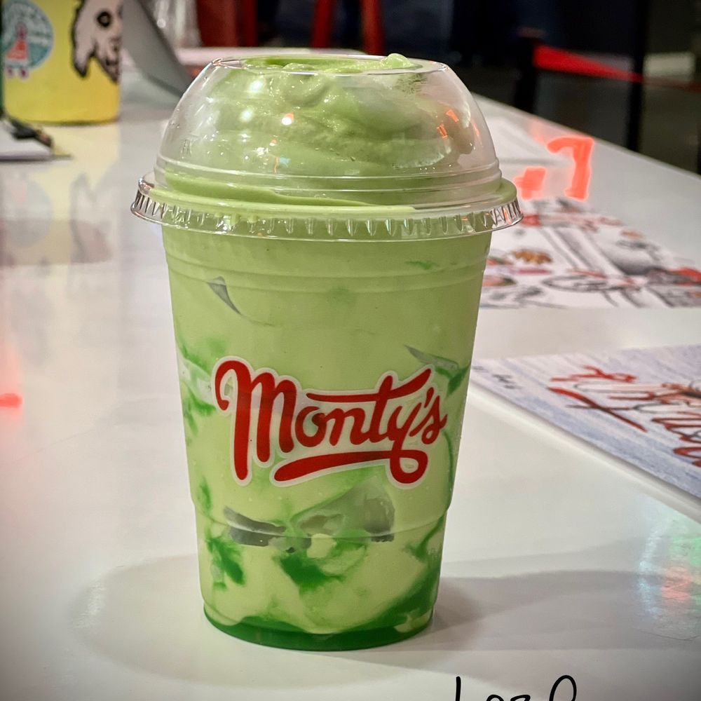 Oat Matcha Latte Shake Oat Matcha Latte Shake