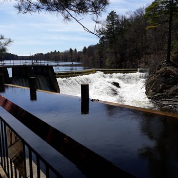 Mine Falls Park - Parks Near Me - Nashua, New Hampshire Mine Falls Park - Parks Near Me - Nashua, New Hampshire