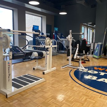 Scott Wagner Integrated Medicine - Physical therapy area - Chiropractors Near Me - Charlottesville, Virginia