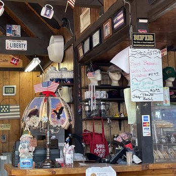 Yankee Doodle's Cafe - Front counter - American Near Me - Alpine, Wyoming Yankee Doodle's Cafe - Front counter - American Near Me - Alpine, Wyoming