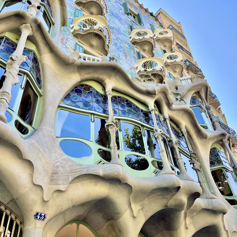 Casa Batlló - Landmarks & Historical Buildings Near Me - Barcelona, B Casa Batlló - Landmarks & Historical Buildings Near Me - Barcelona, B