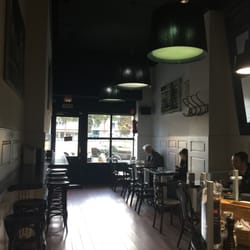 Food House - Zona de mesas