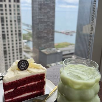 Paris Baguette - Red Velvet Cake - Bakeries Near Me - Chicago, Illinois Paris Baguette - Red Velvet Cake - Bakeries Near Me - Chicago, Illinois