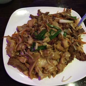 Panda House - Beef chow fun - Chinese Near Me - Lewis Center, Ohio Panda House - Beef chow fun - Chinese Near Me - Lewis Center, Ohio