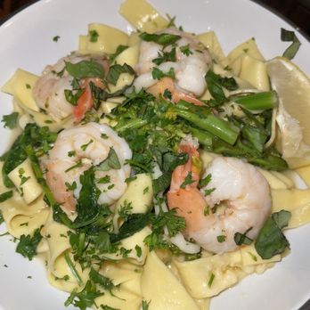 The Perry Club - Bucatini Shrimp Scampi - Italian Near Me - New York, New York The Perry Club - Bucatini Shrimp Scampi - Italian Near Me - New York, New York