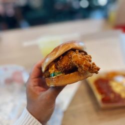 Jollibee - Spicy chicken sandwich