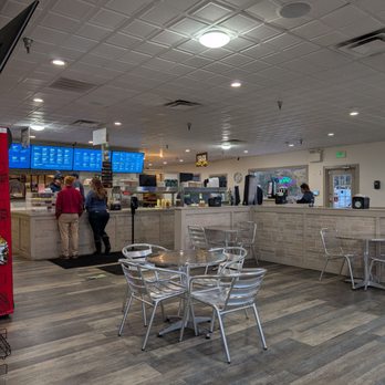 Gansett Wraps - Mediterranean Near Me - Middletown, Rhode Island Gansett Wraps - Mediterranean Near Me - Middletown, Rhode Island