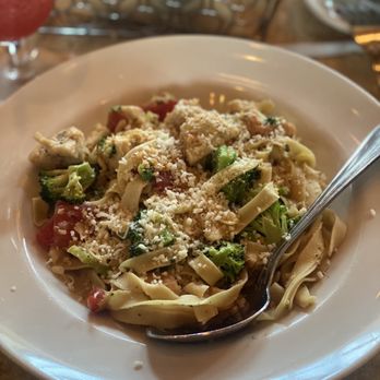 The Cheesecake Factory - Spicy Chicken Chipotle Pasta - Desserts Near Me - Peabody, Massachusetts The Cheesecake Factory - Spicy Chicken Chipotle Pasta - Desserts Near Me - Peabody, Massachusetts