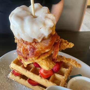 Maple Bacon Restaurant - Chicken and Waffles - American Near Me - Plano, Texas Maple Bacon Restaurant - Chicken and Waffles - American Near Me - Plano, Texas