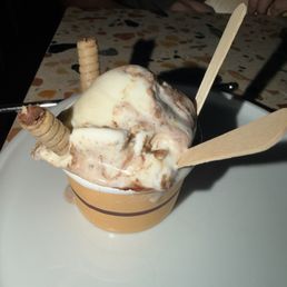 Tiramisu gelato Tiramisu gelato