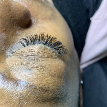 LashedByyJaayyee - Hybrid D curl - Eyelash Service Near Me - Stockton, California