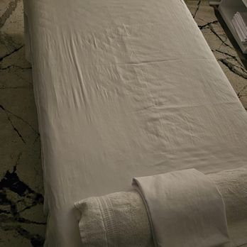 Willow Creek Massage - Very clean, relaxing and comfortable massage table - Beauty & Spas Near Me - Weatherford, Texas Willow Creek Massage - Very clean, relaxing and comfortable massage table - Beauty & Spas Near Me - Weatherford, Texas