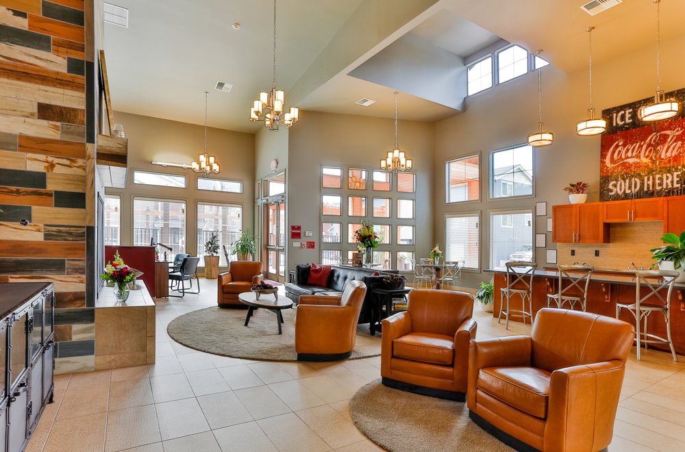 THE VANTAGE Updated June 2024 32 Photos 12909 Mukilteo Speedway, Lynnwood, Washington