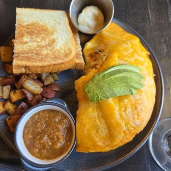 FUMO Restaurant & Bar - Chorizo omelet - Breakfast & Brunch Near Me - Incline Village, Nevada