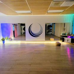 Union Yoga - Reset your nervous system.