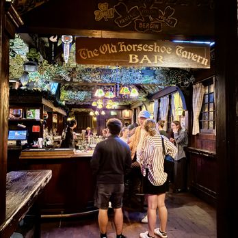 Tom Bergin's - Sports Bars Near Me - Los Angeles, California Tom Bergin's - Sports Bars Near Me - Los Angeles, California