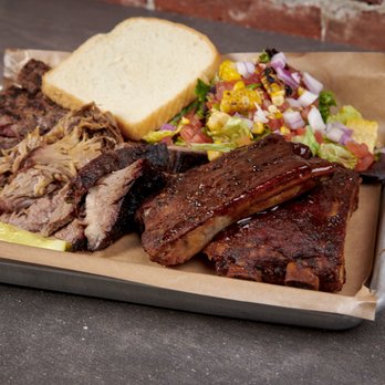 Smoqued California BBQ - Combo plate - Barbeque Near Me - Orange, California
