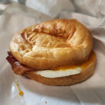 Starbucks - Double-Smoked Bacon Cheddar and Egg Sandwich - Coffee & Tea Near Me - Port Angeles, Washington
