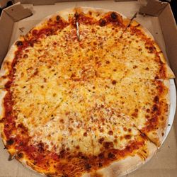 Bacci's Restaurant - Lg Cheese Pizza - Takeout Special
