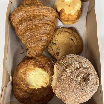 Sweet Tooth - Bakeries Near Me - Rialto, California Sweet Tooth - Bakeries Near Me - Rialto, California